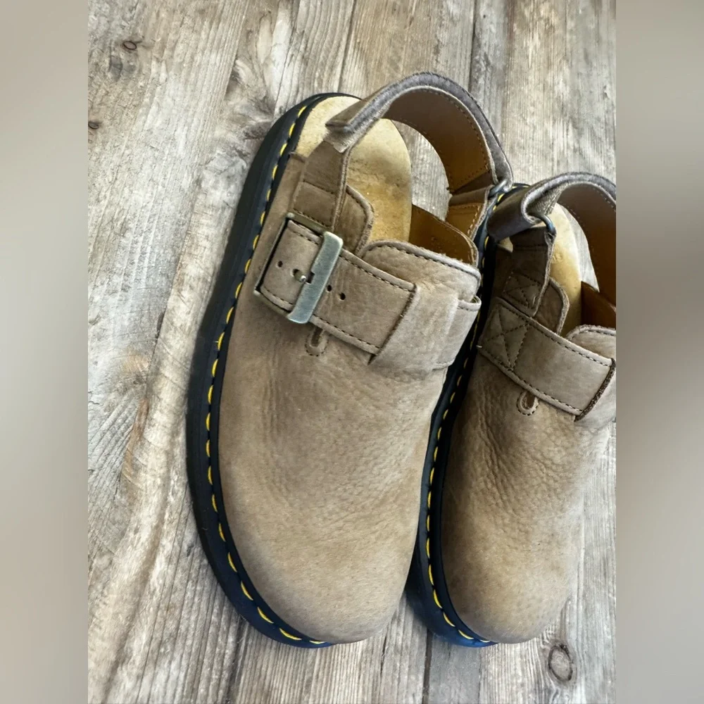 Dr. Martens Brown Leather Women’s Loafers Size 6 $150 - Picture 5 of 9